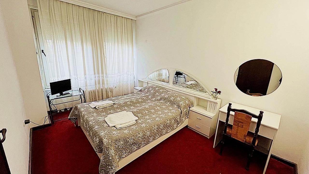 Hotel Splendid Roese Buitenkant foto