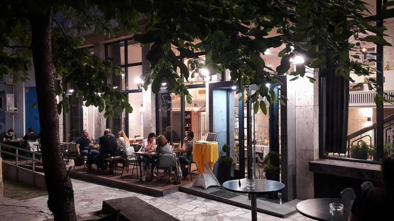 Hotel Splendid Roese Buitenkant foto