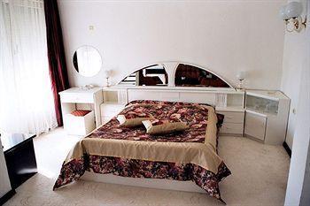 Hotel Splendid Roese Buitenkant foto
